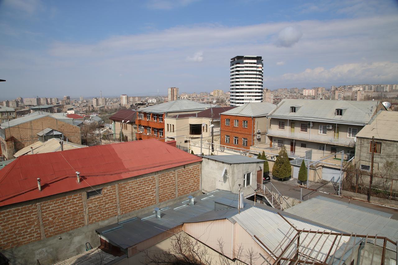 Hotel For You Erevan Exterior foto